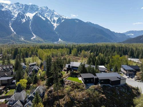 1764 Pinewood Drive, Pemberton, BC 