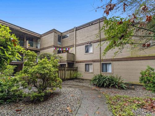 102 9152 Saturna Drive, Burnaby, BC 