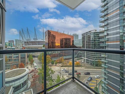 1205 939 Expo Boulevard, Vancouver, BC 