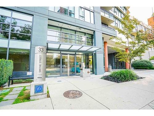 3101 33 Smithe Street, Vancouver, BC 