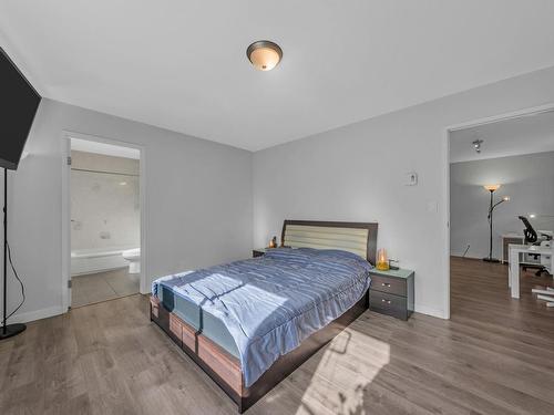 3529 Napier Street, Vancouver, BC 