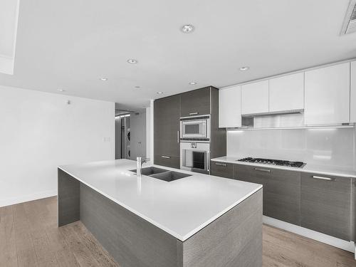 1802 1499 W Pender Street, Vancouver, BC 