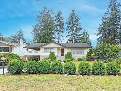 2649 Standish Drive, North Vancouver, BC 