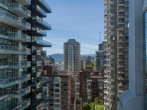 1802 1351 Continental Street, Vancouver, BC 