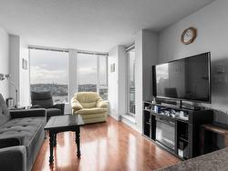 2309 550 TAYLOR STREET  Vancouver, BC V6B 1R1