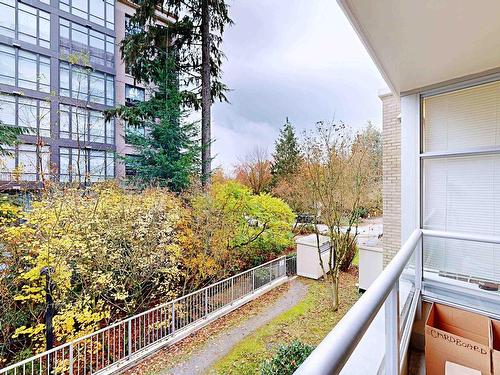 101 9298 University Crescent, Burnaby, BC 