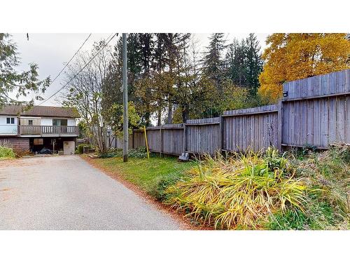 1 753 Hillcrest Road, Gibsons, BC 