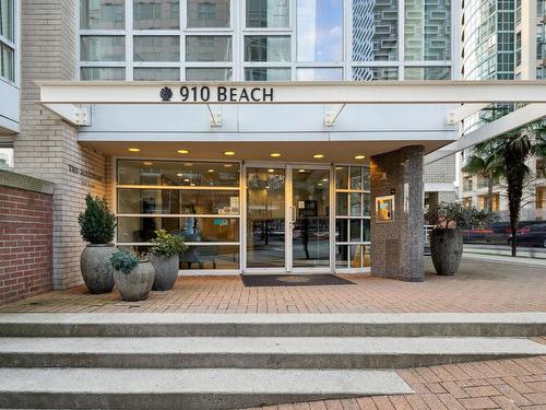 503 910 Beach Avenue, Vancouver, BC 