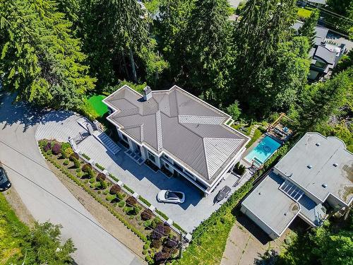 558 Glenross Road, West Vancouver, BC 