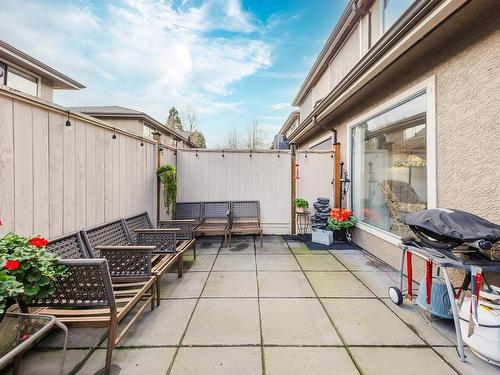 25 2133 St. Georges Avenue, North Vancouver, BC 