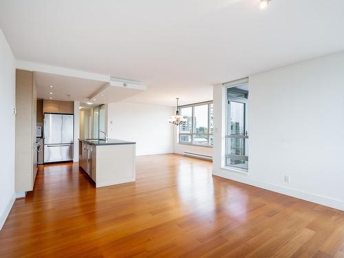 805 1530 W 8Th Avenue, Vancouver, BC 