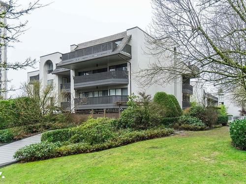 301 1945 Woodway Place, Burnaby, BC 