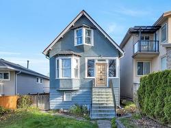 3847 PARKER STREET  Burnaby, BC V5C 3B5