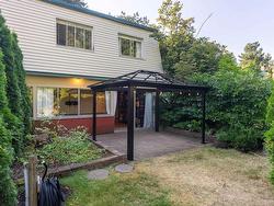 611 WESTVIEW CRESCENT  North Vancouver, BC V7N 3X5