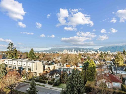 206 528 W King Edward Avenue, Vancouver, BC 