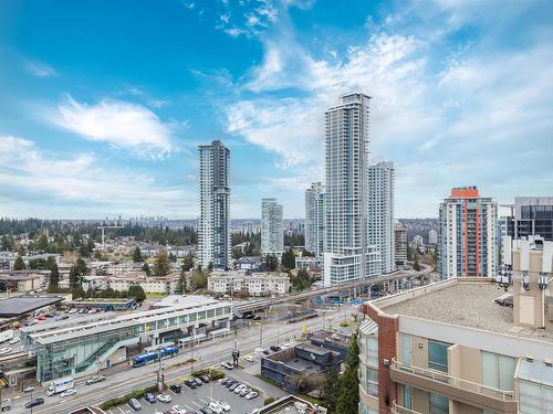 2302-520 Como Lake Avenue, Coquitlam, BC 