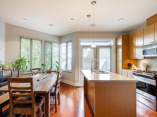 261 W 5Th Street, North Vancouver, BC 