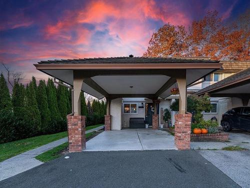 22711 Gilley Avenue, Maple Ridge, BC 