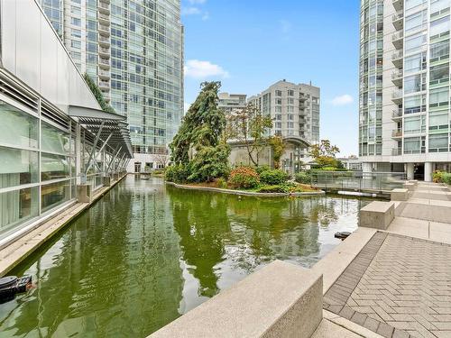 Tha 1199 Marinaside Crescent, Vancouver, BC 