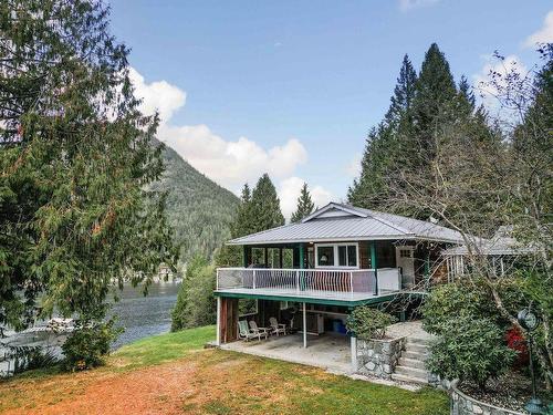 12815 Sunshine Coast Highway, Madeira Park, BC 