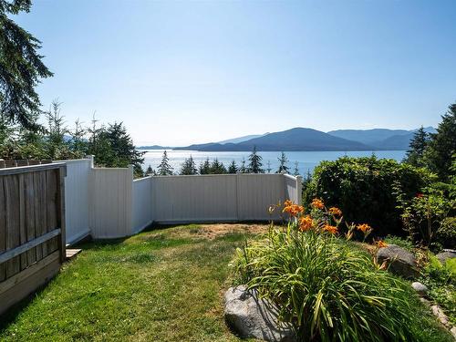 438 Crosscreek Road, Lions Bay, BC 