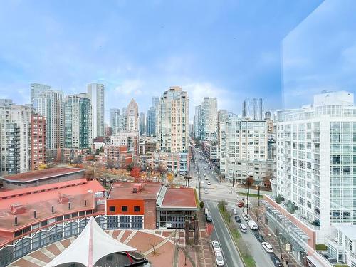 1602 1201 Marinaside Crescent, Vancouver, BC 