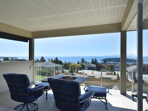 6217 Oracle Road, Sechelt, BC 