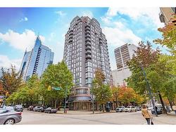 1702 811 HELMCKEN STREET  Vancouver, BC V6Z 1B1