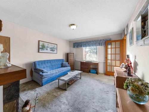 5266 Fraser Street, Vancouver, BC 