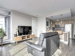 402 1788 ONTARIO STREET  Vancouver, BC V5T 0G3