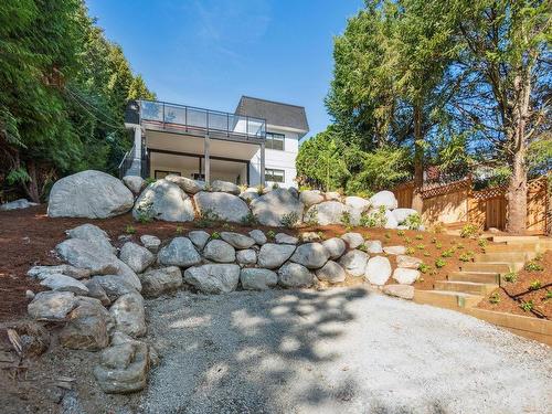 1003 Shavington Street, North Vancouver, BC 