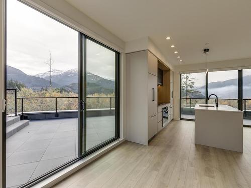 4 40809 The Crescent, Squamish, BC 