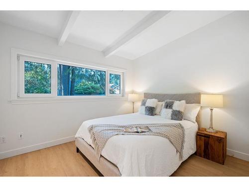 4692 Glenwood Avenue, North Vancouver, BC 