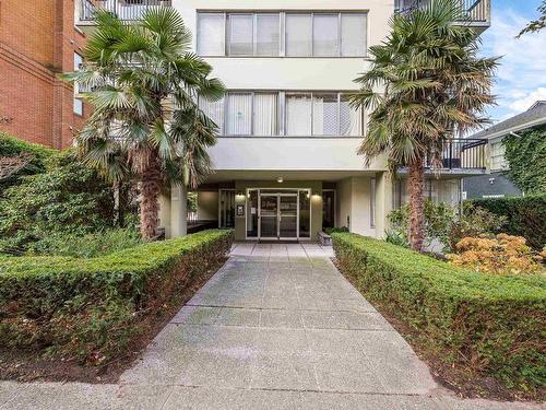 702 1534 Harwood Street, Vancouver, BC 