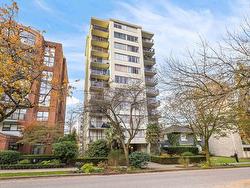 702 1534 HARWOOD STREET  Vancouver, BC V6G 1X9