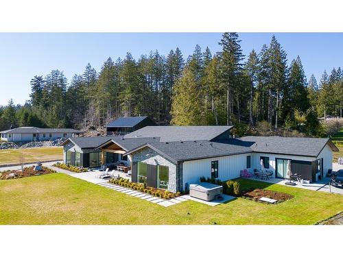 6724 Acorn Road, Sechelt, BC 