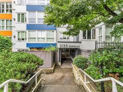 302 2133 DUNDAS STREET  Vancouver, BC V5L 1J7