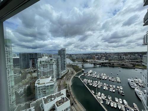 3203 1199 Marinaside Crescent, Vancouver, BC 