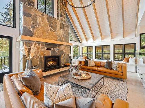 9251 Emerald Drive, Whistler, BC 