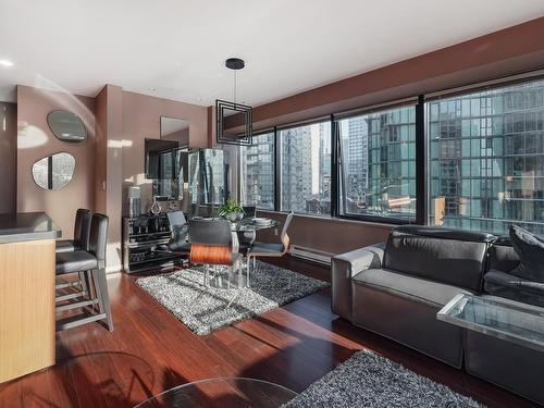 809 1333 W Georgia Street, Vancouver, BC 