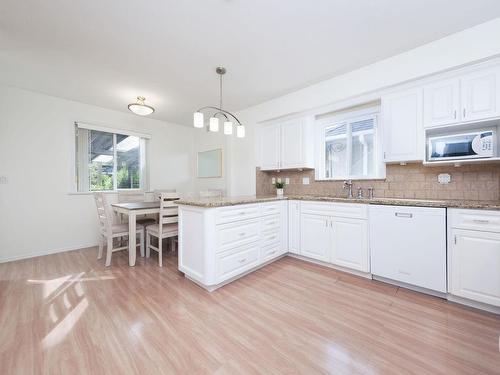 2528 Napier Street, Vancouver, BC 