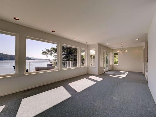 7659 Redrooffs Road, Halfmoon Bay, BC 