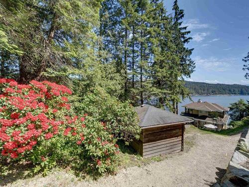 7659 Redrooffs Road, Halfmoon Bay, BC 