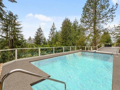 4644 Woodgrove Place, West Vancouver, BC 