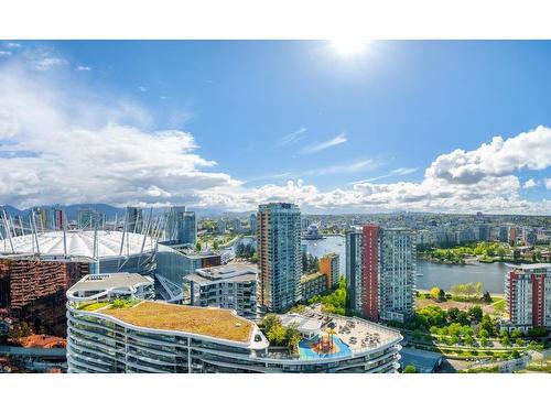 2714 89 Nelson Street, Vancouver, BC 