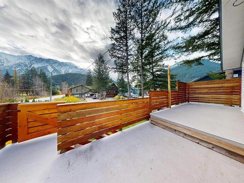 7389 Harrow Road, Pemberton, BC 