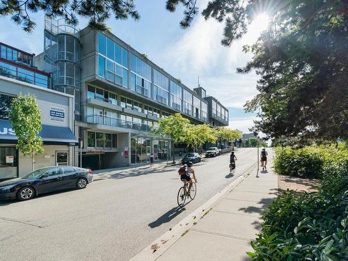 302 1540 W 2Nd Avenue, Vancouver, BC 