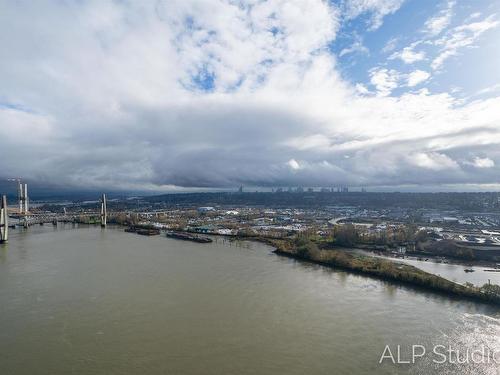 3708 680 Quayside Drive, New Westminster, BC 