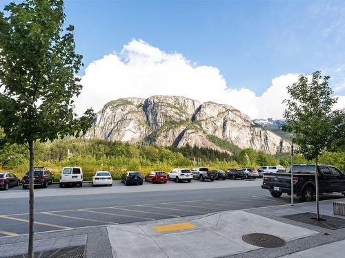 211 37881 Cleveland Avenue, Squamish, BC 