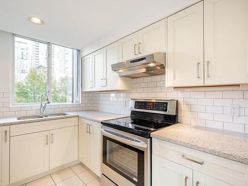 6D 139 Drake Street, Vancouver, BC 